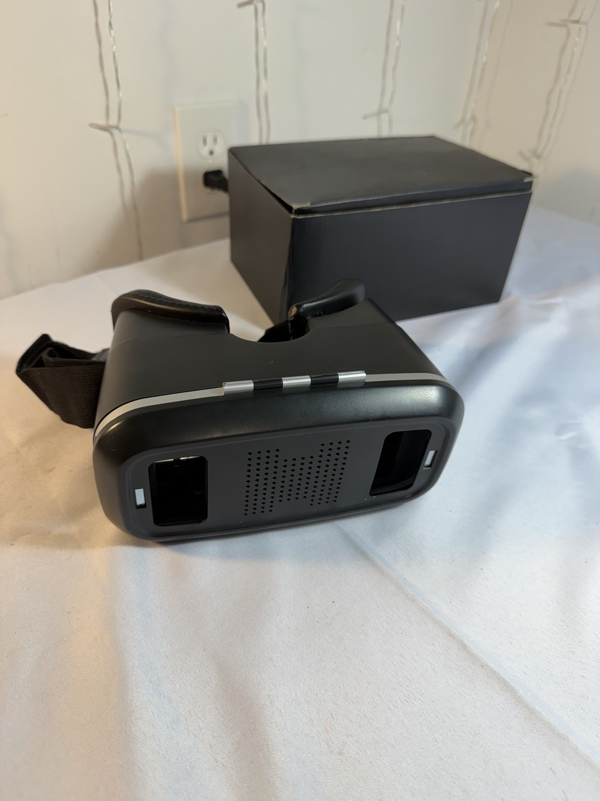 VR Virtual Reality Headset Goggles Smartphone 3D Adjustable Lenses w/ Box