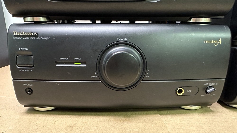 Technics SE-CH505 Component System Tuner Amp CD Changer Works with issues READ