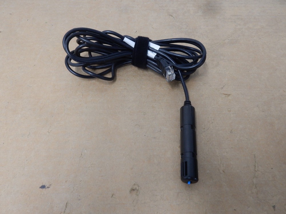 APC	AP9335TH Temperature/Humidity Sensor