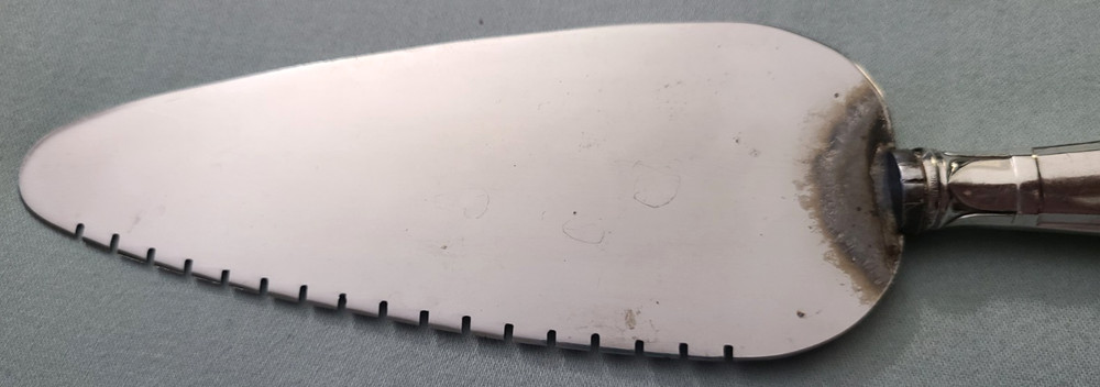 Vintage Web Silver Co sterling silver handle cake / pie server, stainless blade