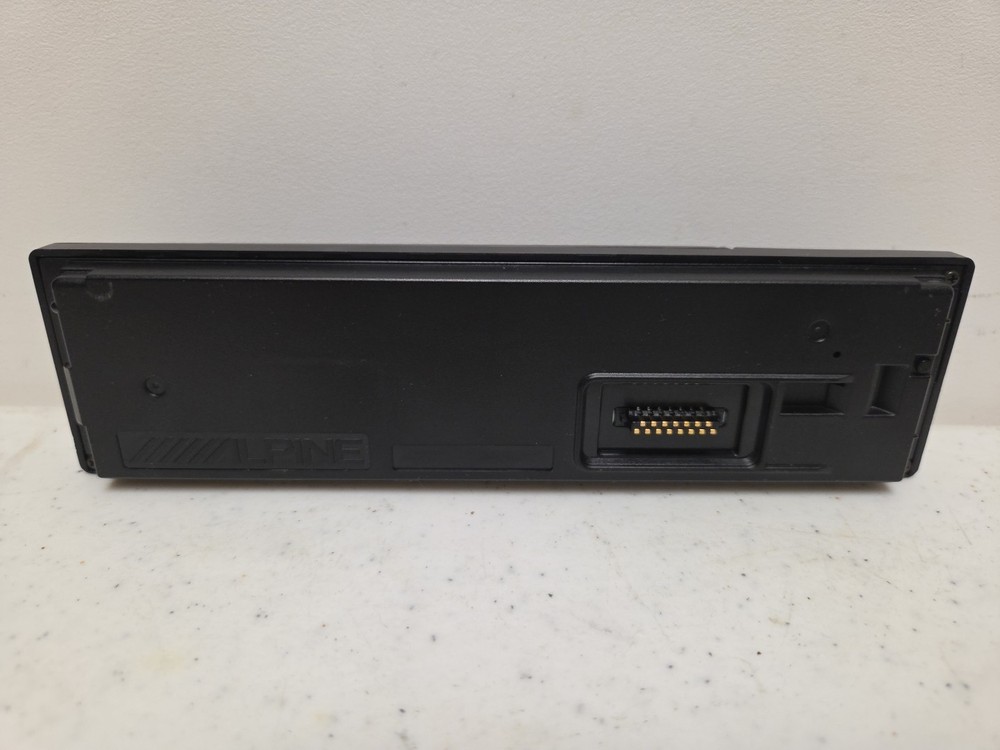 Alpine Audio Faceplate w Case CDM-7871