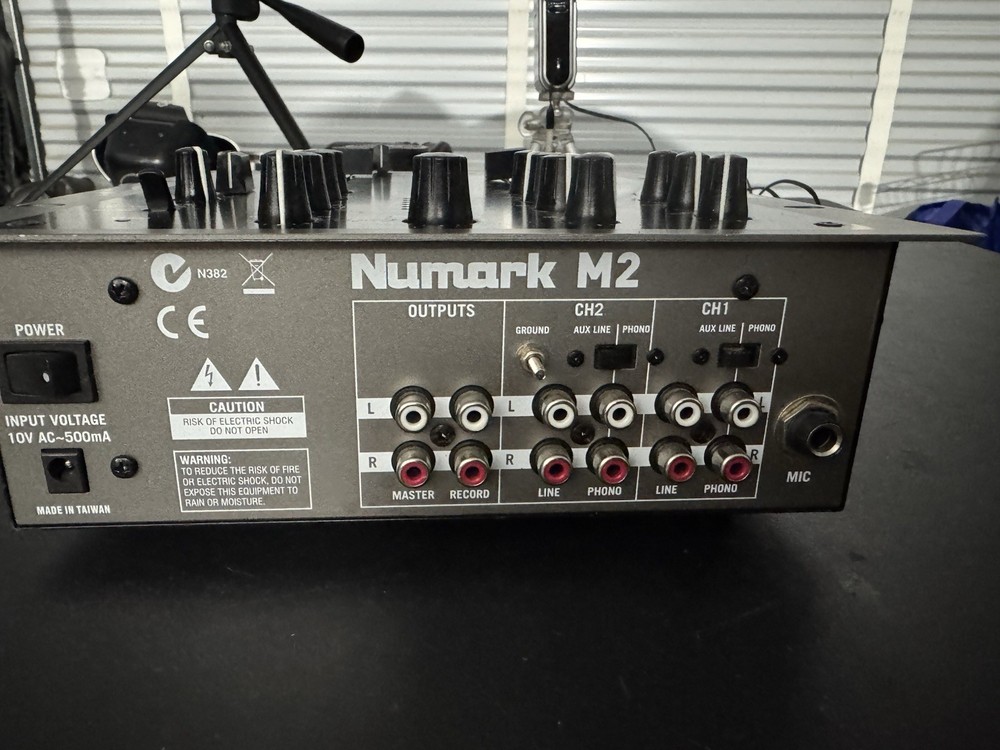 Numark M2 Professional Scratch Mixer