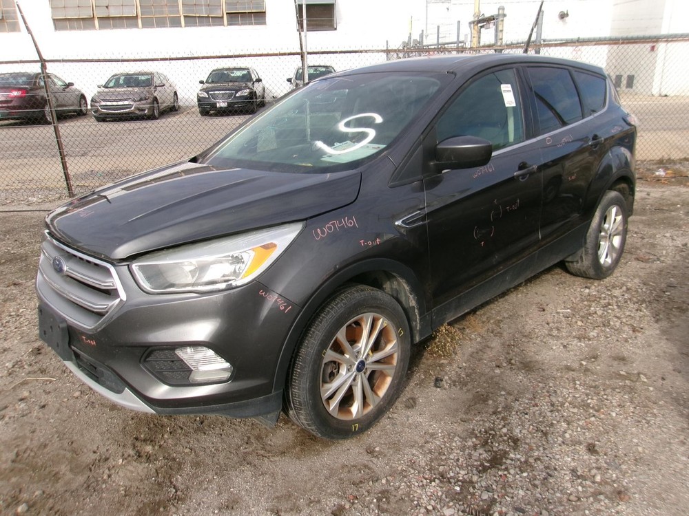 Used Transfer Case Assembly fits: 2017 Ford Escape Grade B