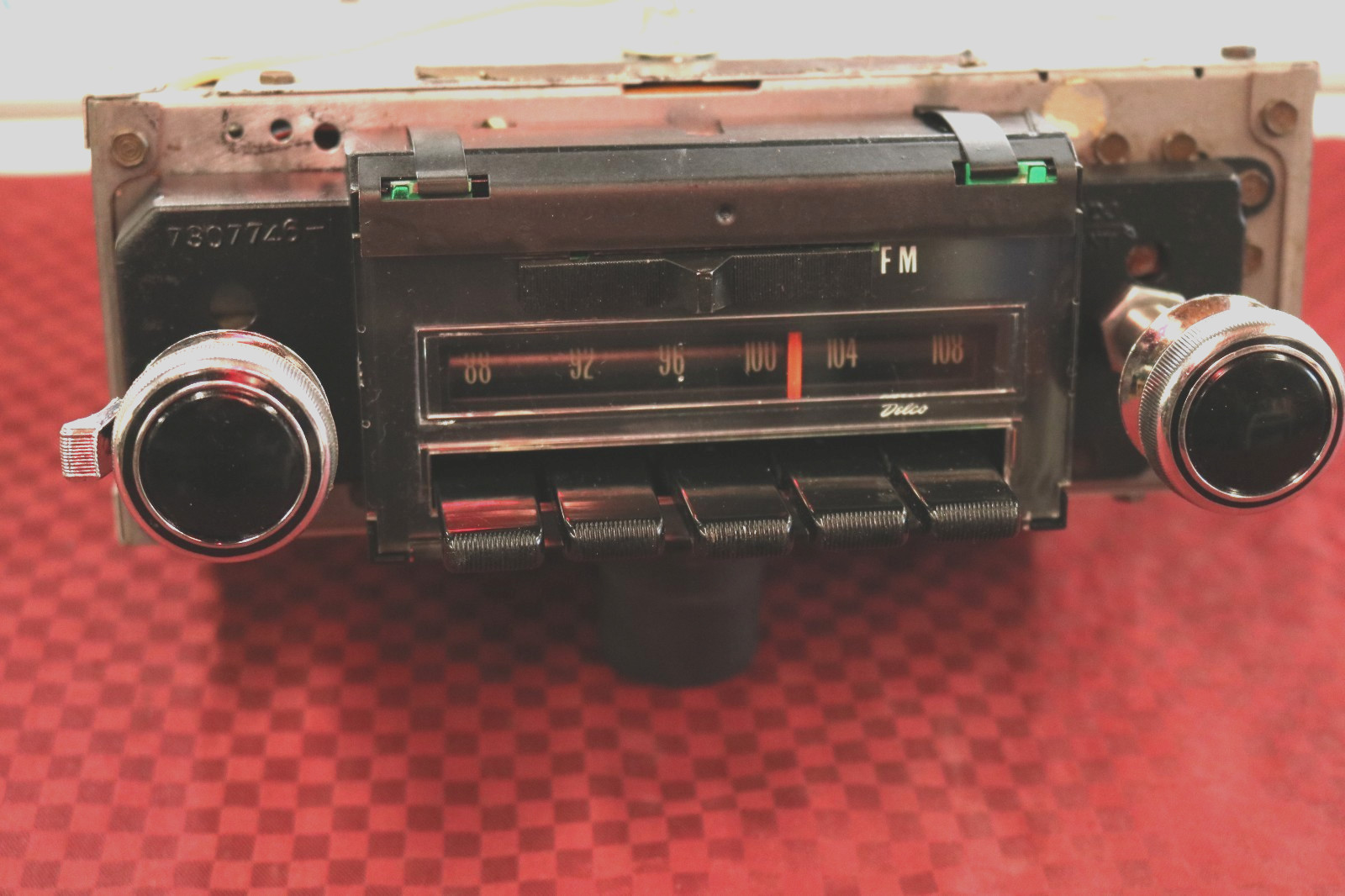 1970 CHEVELLE CAMARO NOVA MONTE CARLO CAPRICE AM-FM RADIO....CLEAN DELCO 01BFP3