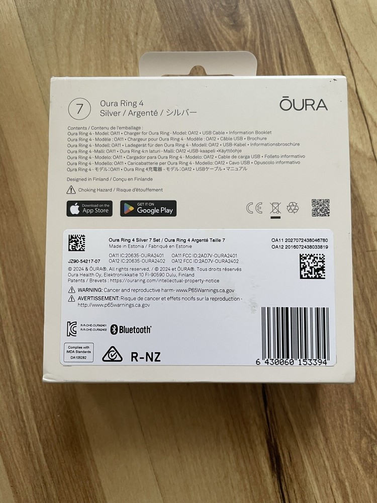 Oura Ring Gen 4 Size 7 (Silver) - New Open Box