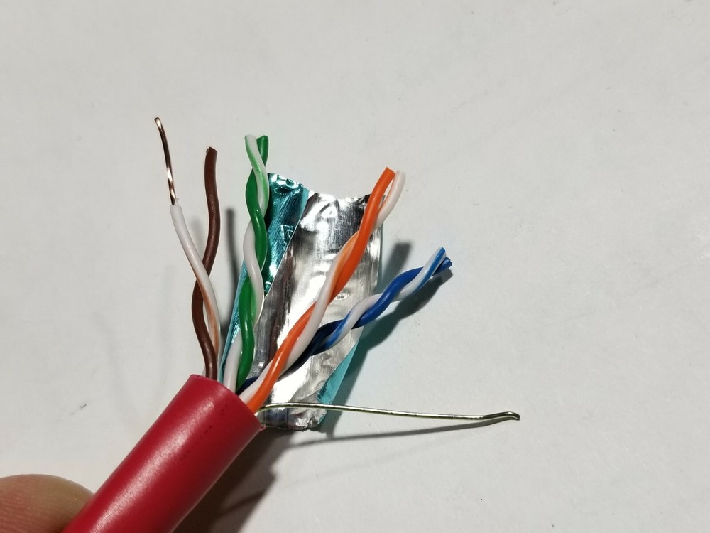 Hitachi America 39092 Cat5E F/UTP Shielded Network Cable Riser Red /100ft