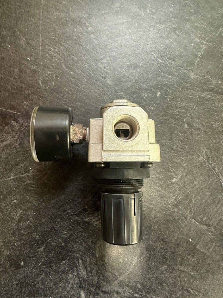 SMC NAR2500-N03 Pneumatic Regulator
