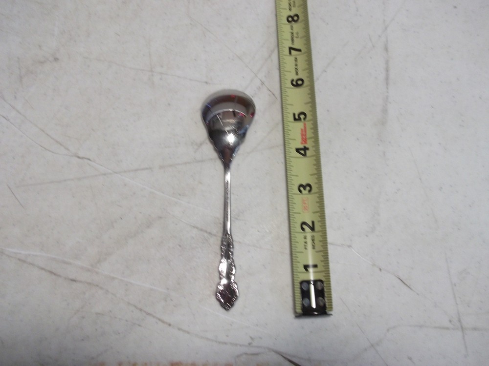 ONEIDA STAINLESS FLATWARE CUBE MARK "SHELLEY" SMALL SUGAR SPOON