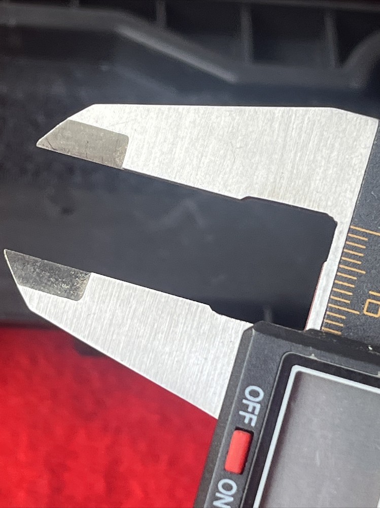 ZUKVYE DIGITAL CALIPER (NO BATTERIES) (ff11)