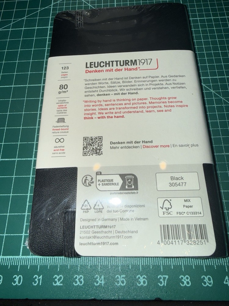 Notebook Pocket (A6) Softcover, 121 Numbered Pages, Plain, Black