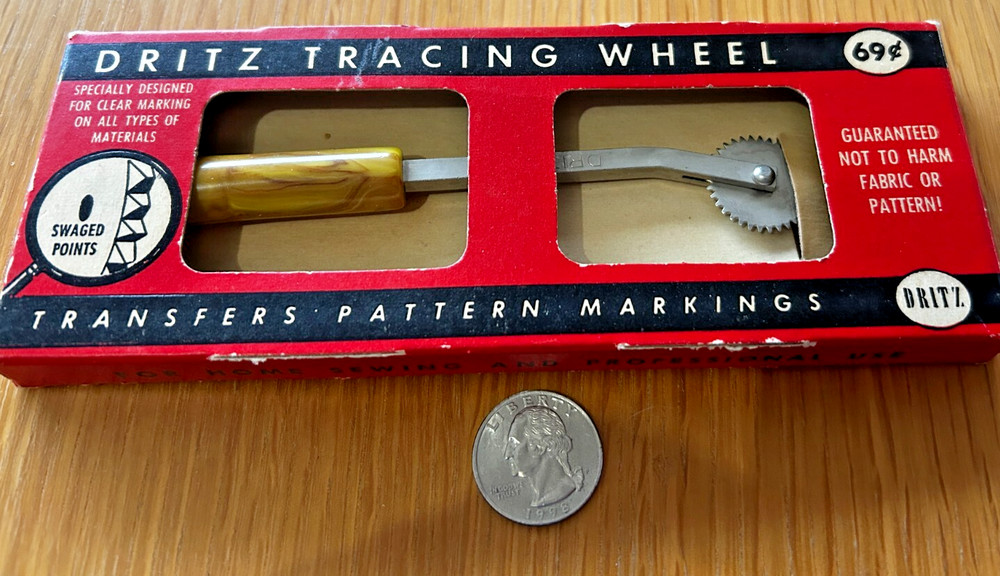 Vintage Dritz Tracing Wheel Sewing Pattern Marker Bakelite Handle original box