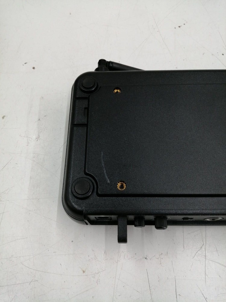 Shure Wireless Receiver Svx88 Used