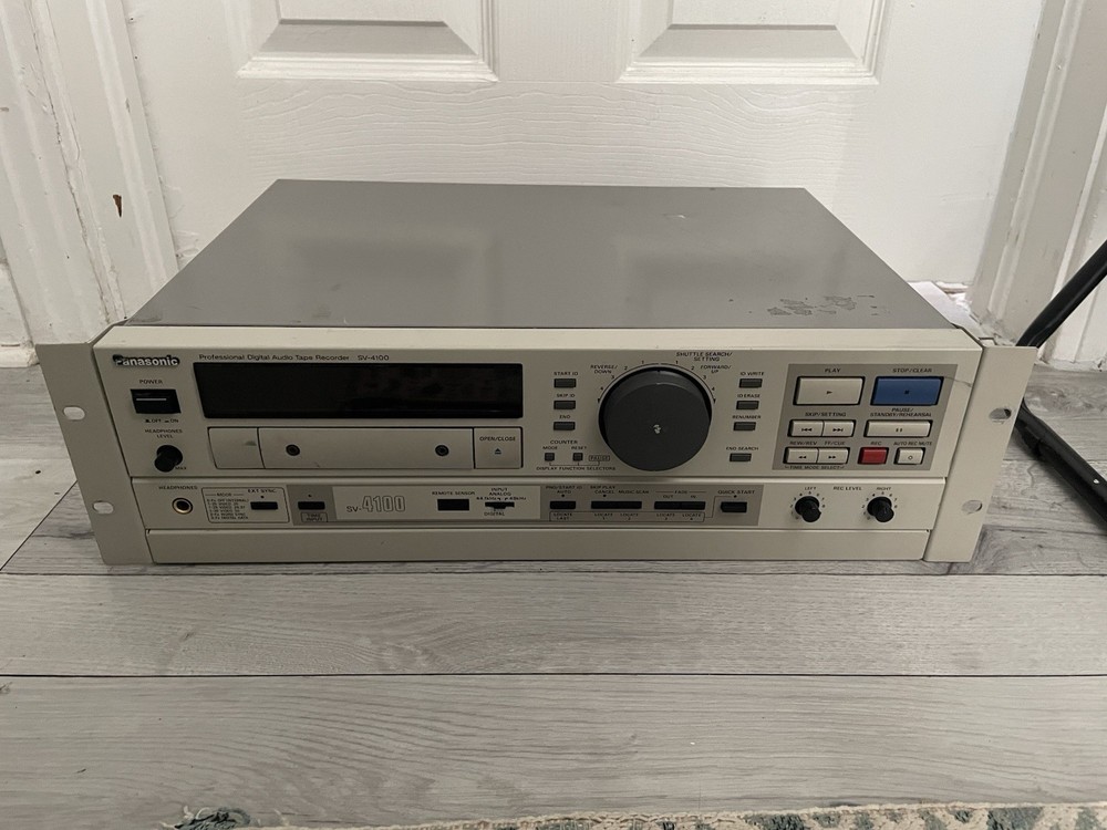 Panasonic SV-4100 Professional Digital Audio Tape DAT Recorder Player-POWERS ON
