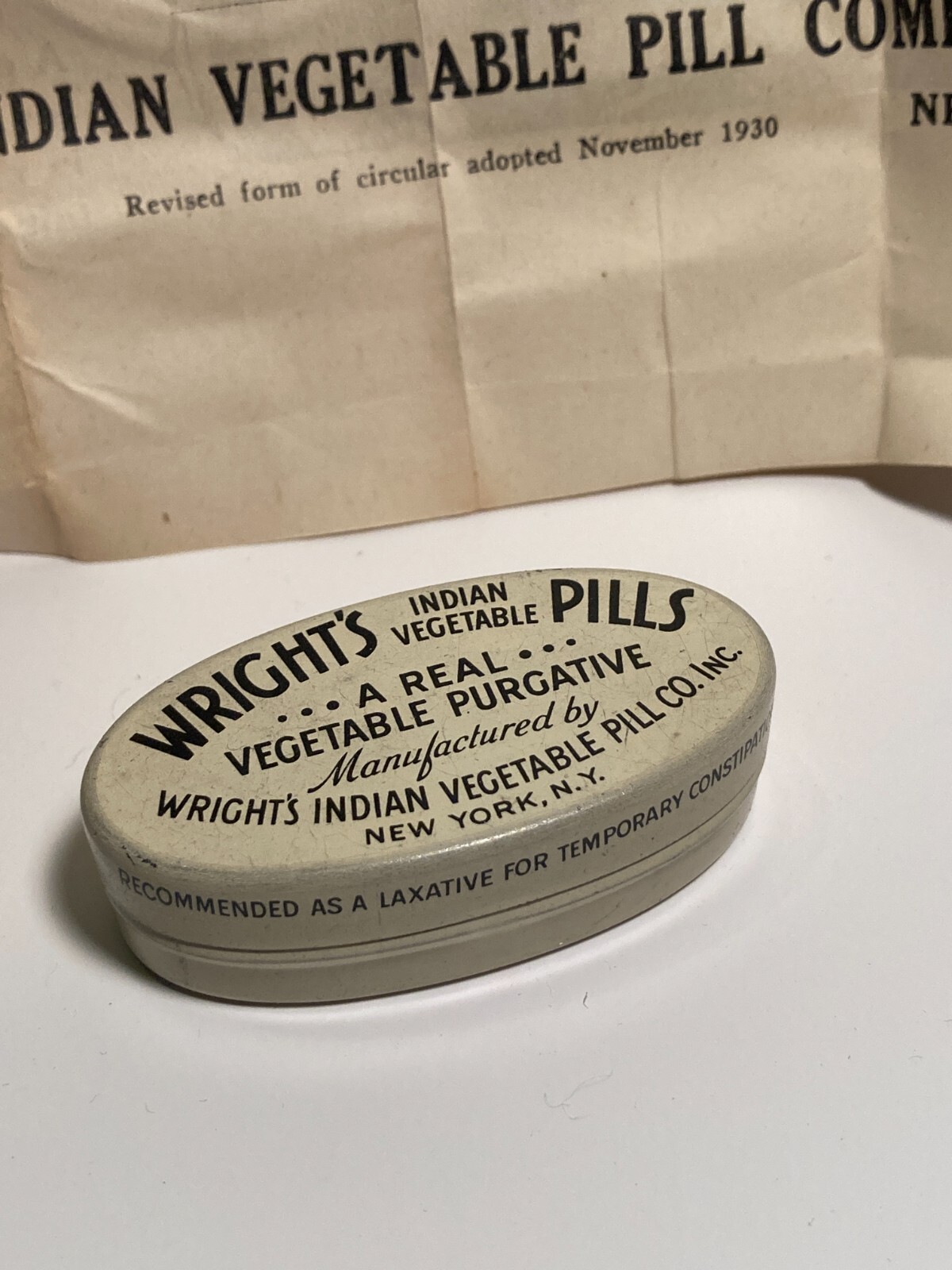 c1930 Wright's Indian Vegetable Pills, New York, N.Y., full Medical Tin