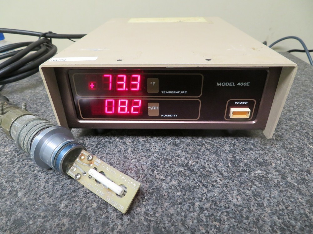 General Eastern System 400E with Relative Humidty Sensor - Hygrometer NU70