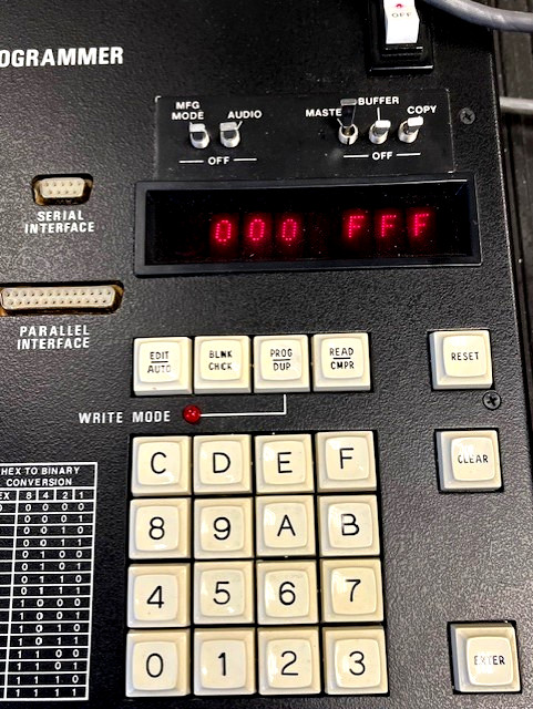 VINTAGE PRO-LOG M980 PROM PROGRAMMER/MICROPROCESSOR-BASED DEVICE PROGRAMMER