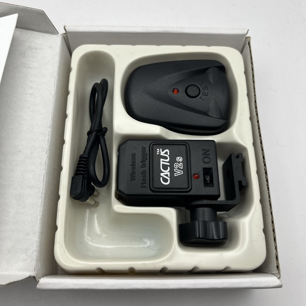 Cactus V2s Wireless Flash Trigger and Receiver RF604 4 Channels External Flashes
