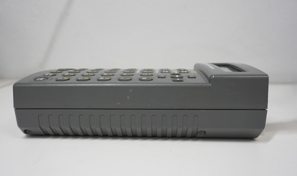 Tektronix SDA 601 Digital Analyzer w/ Tektronix AC Adapter