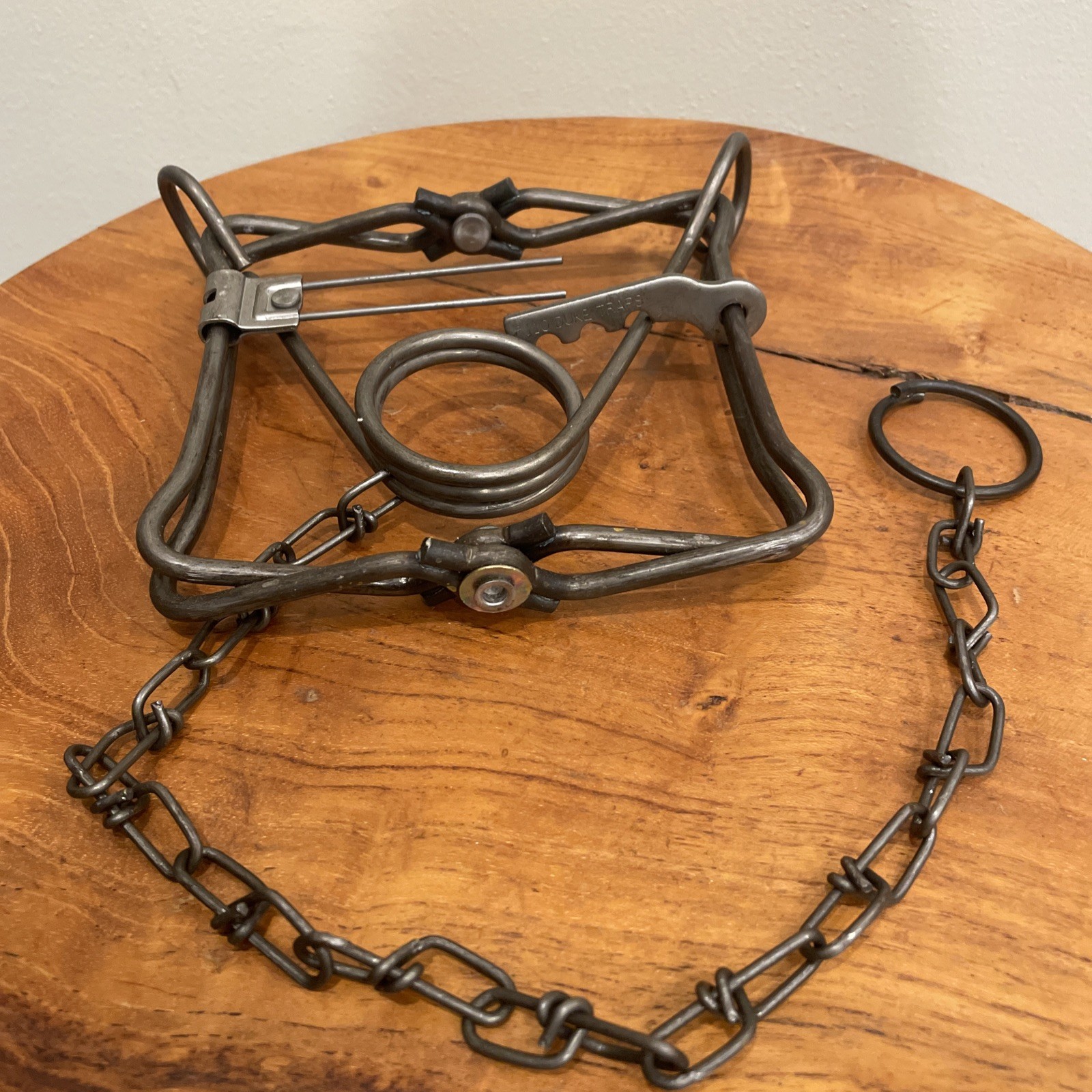 TWO 2 Duke 110 Body Grip Traps Trapping Weasel Muskrat Mink Squirrels 0400 NEW