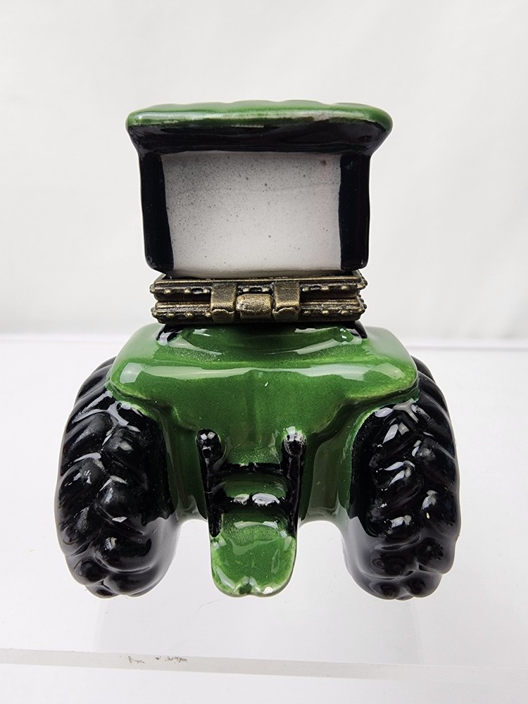 John Deere Licensed Trinket Box Tractor Ceramic 2.5" Hinged Lid 1998 EUC