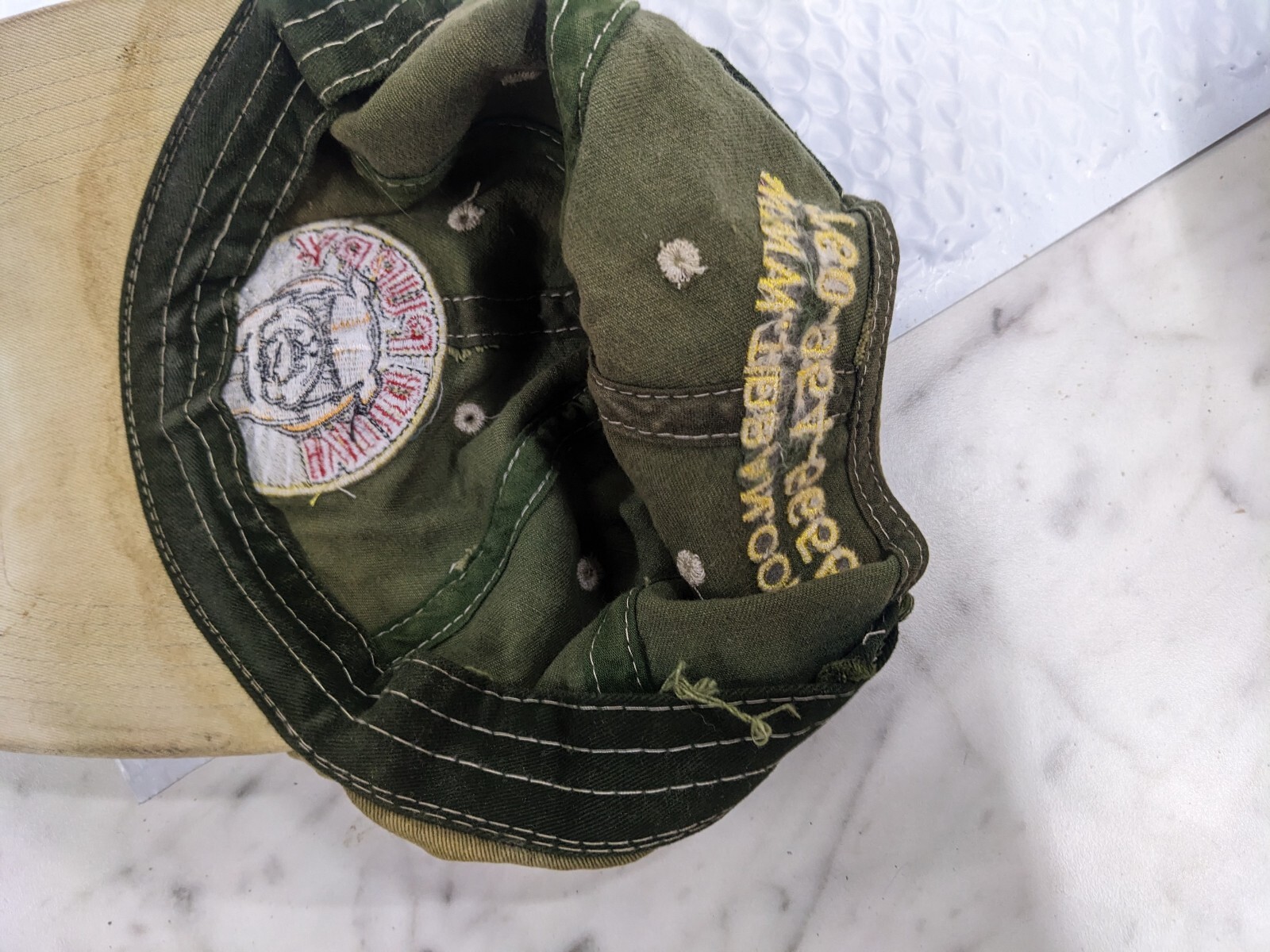 VINTAGE MUD PUPPY BULLDOG ADJUSTABLE HAT CAP USA TIBBAN MFG DAD MENS COMFORTABLE