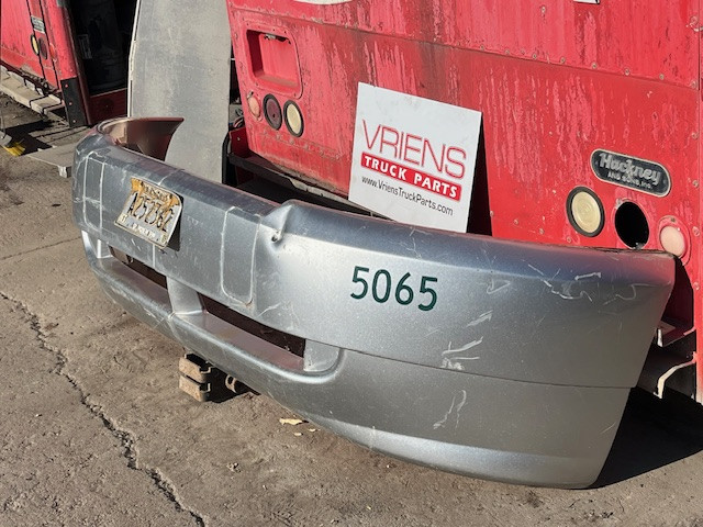 MACK MACK CX BUMPER PLASTIC, HAS DENT 24QL5154AM