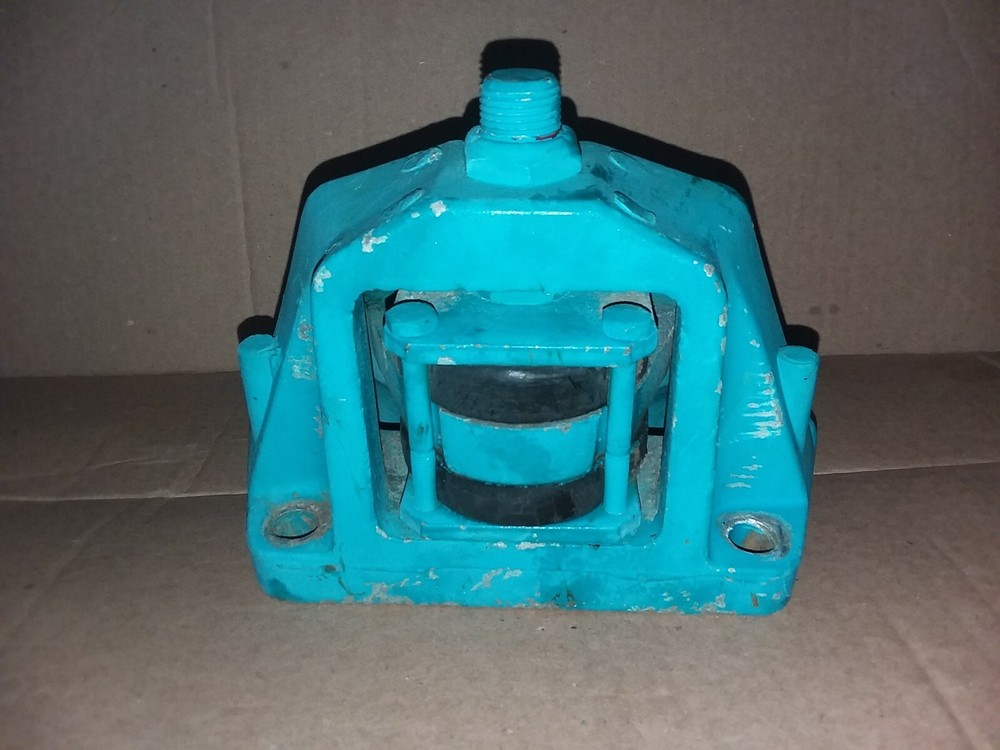 OMC  MOTOR MOUNT