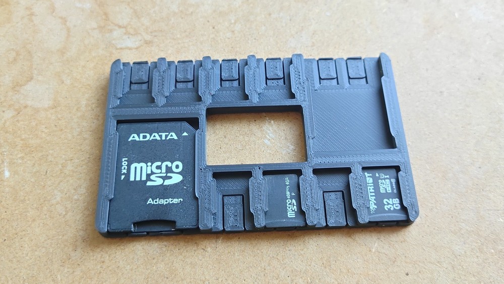 MicroSD & SD Card Wallet Holder for 8x MicroSD & 2x SD for data transfer backup