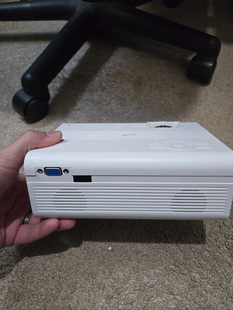 iLive Mini Projector with Bluetooth Model PJ308WI