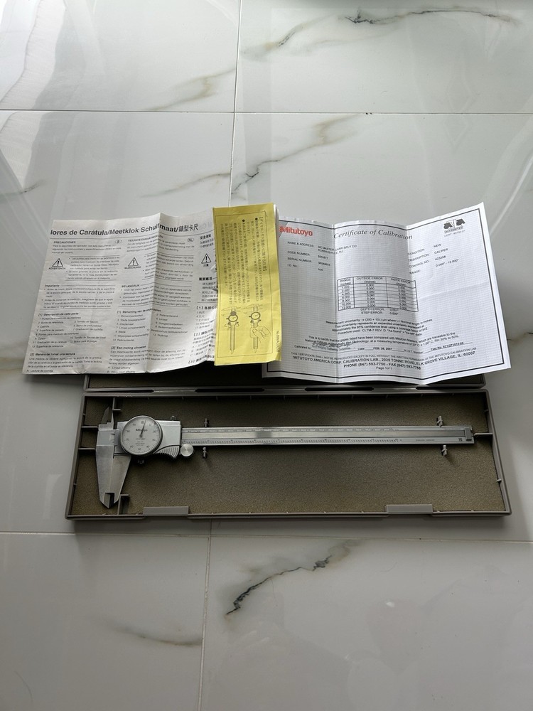 Excellent Mitutoyo 12 Inch Dial Caliper 505-677