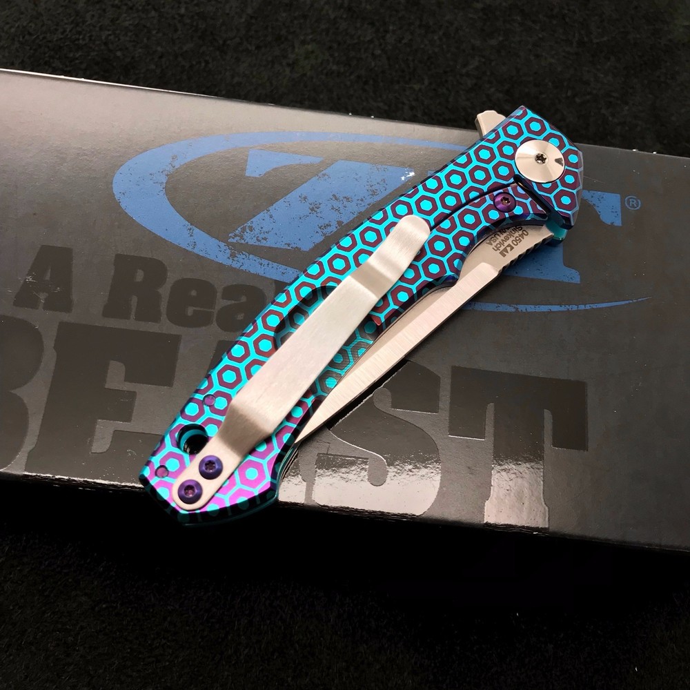 Zero Tolerance ZT 0450 Plain Edge Folder Hex Pattern. Ti screws zt450 BWL