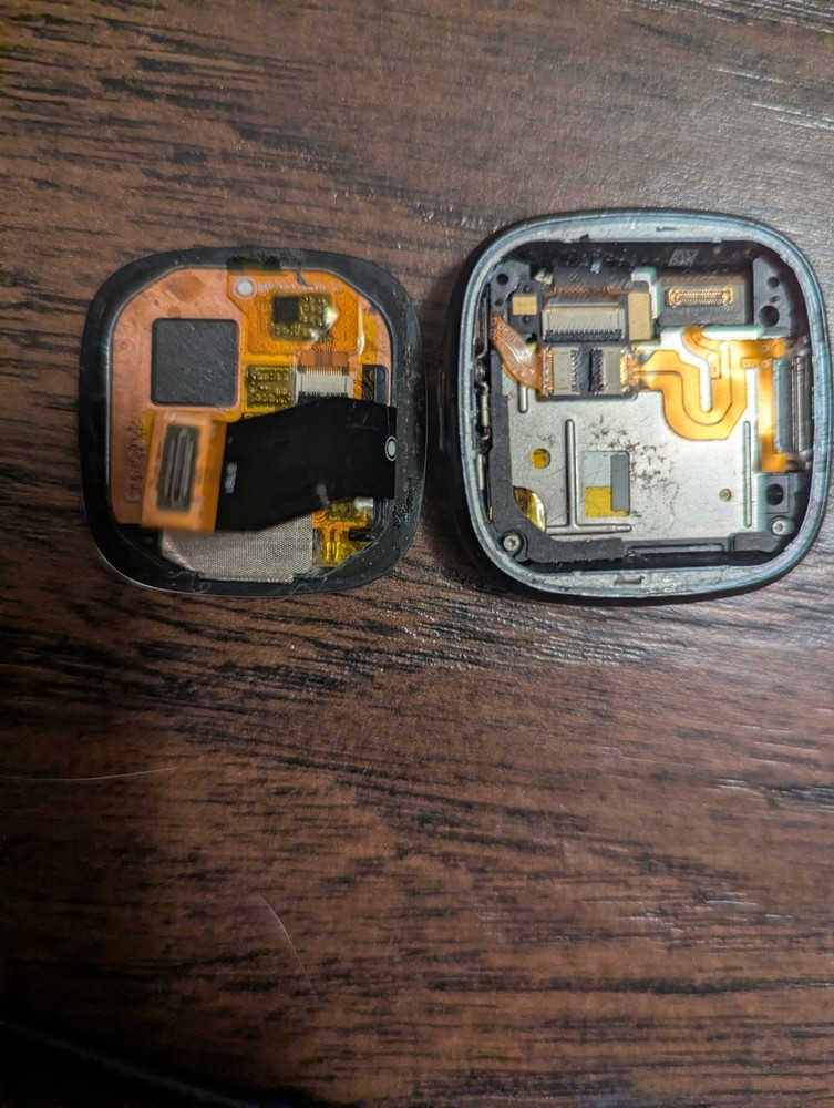 Versa 4 Pebble--parts only