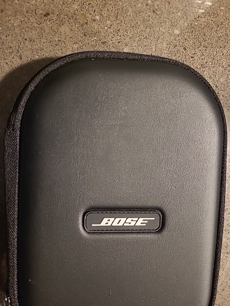 CASE ONLY -- BOSE QuietComfort 35 II Protective Case