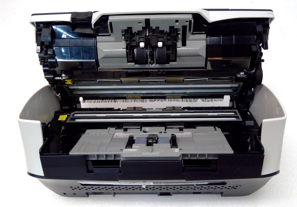 Fujitsu FI-7160 Professional Desktop Color Duplex Document Scanner