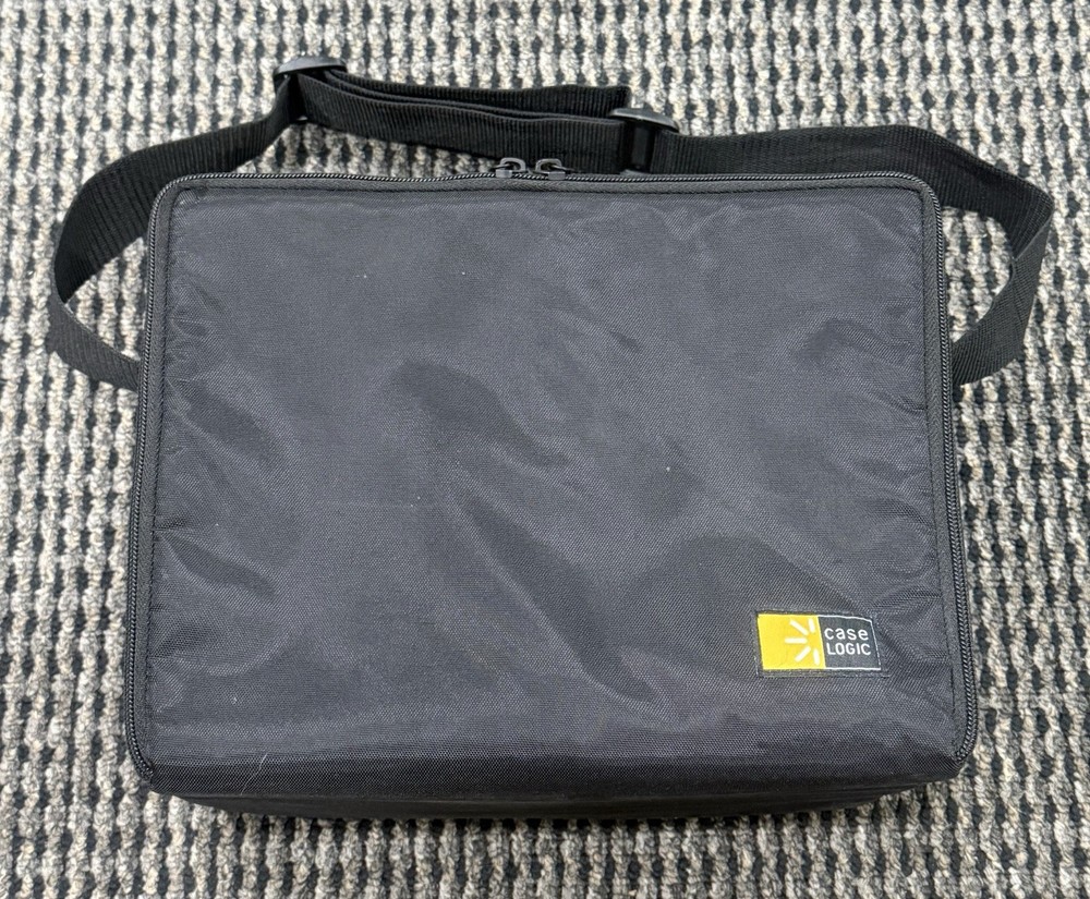 Case Logic Vintage 30 CD Holder Bag Carrying Case Storage w/ Adustable Strap