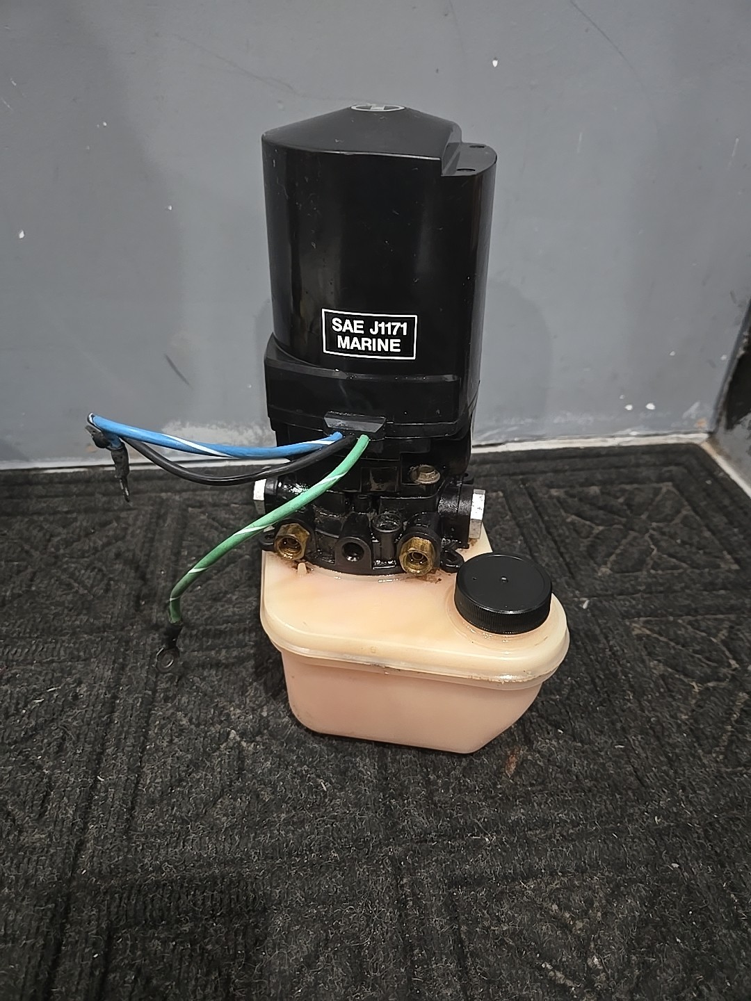 Mercruiser TILT and TRIM PUMP AND MOTOR