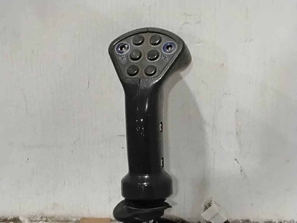 SURE GRIP CONTROLS (VT7)
