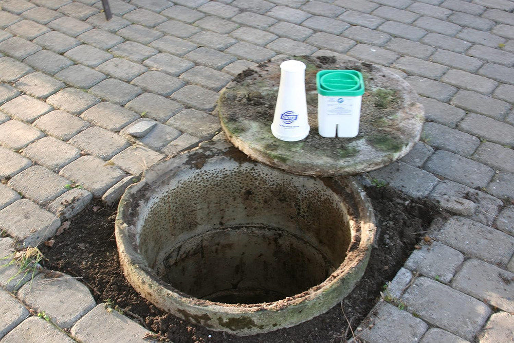 4 LB Foaming Root Control for Sewer & Septic Systems - No Funnel/Applicator