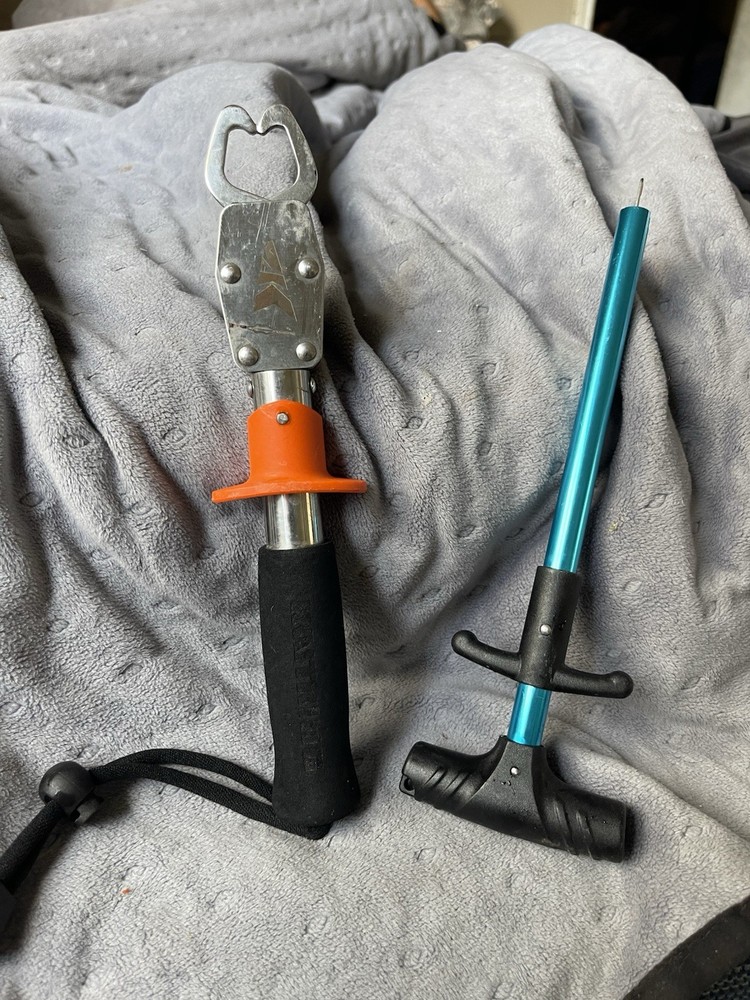 Fishing Hook Remover Tool Silver Black Orange Handle Handheld Hook Removal