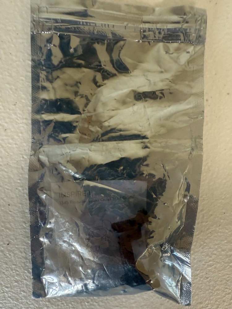 DJI Inspire 1 1345 Propeller Locks Quick Start Guide