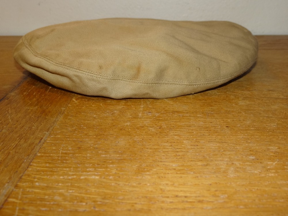 Antique Beret Transmission