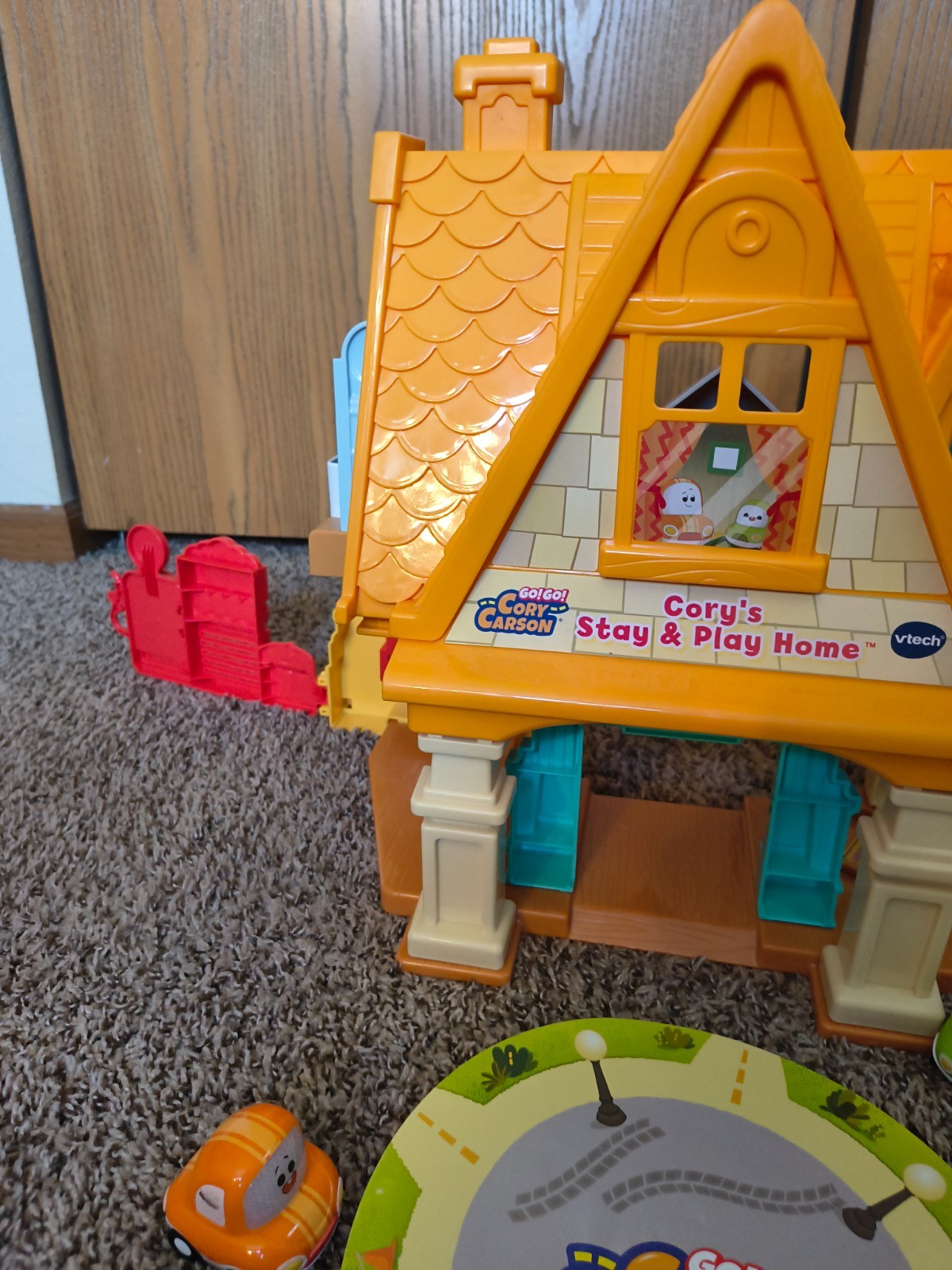 VTech Go! Cory Carson Cory’s Stay & Play Home Learning Toy Folding House Netflix