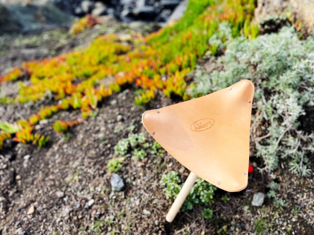 Bison Gears Tripod Leather Stool