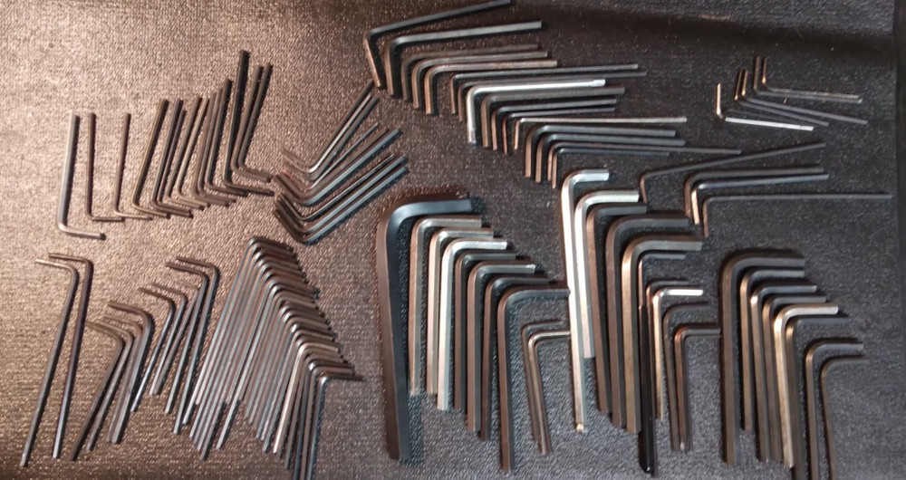 ASSORTED ALLEN WRENCHES 112 PCS. 2 LBS.