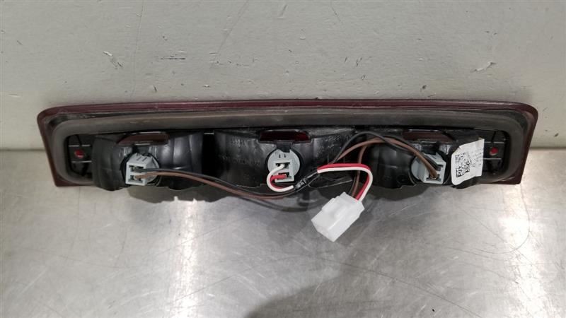 18 DODGE RAM 1500 HIGH MOUNTED STOP LIGHT INCANDESCENT