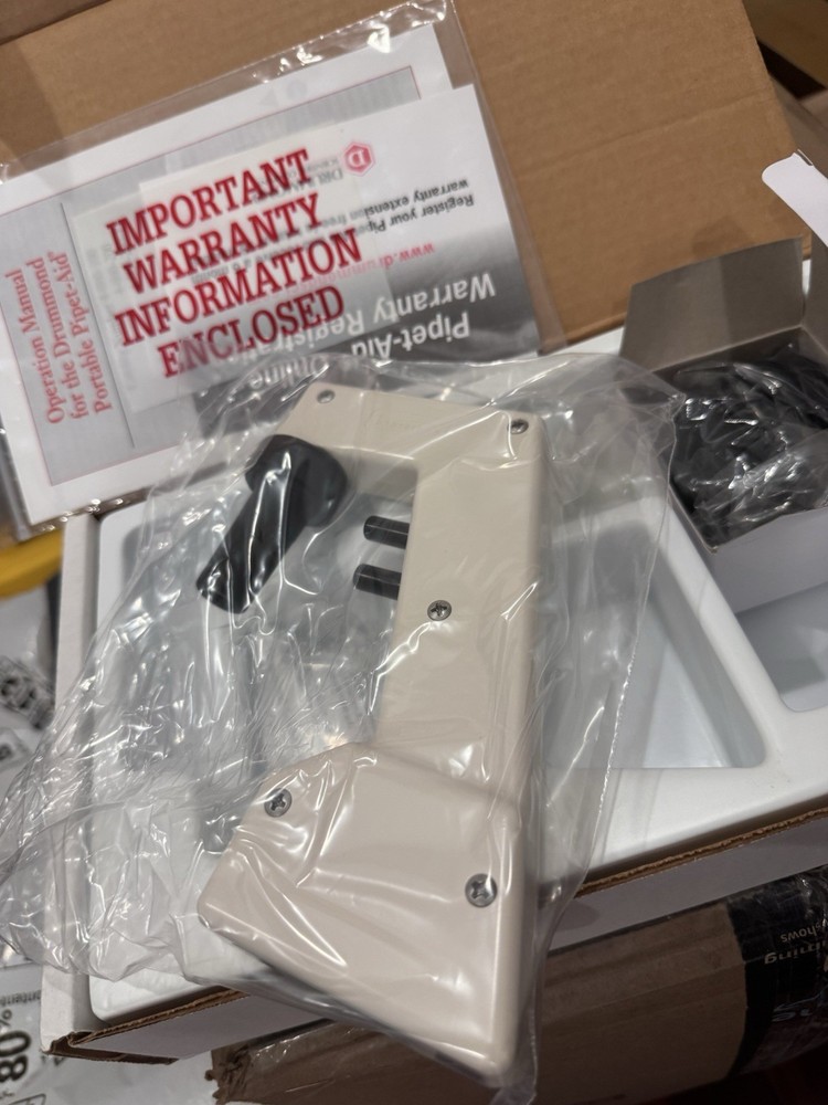 Drummond Pipet-Aid Portable Device