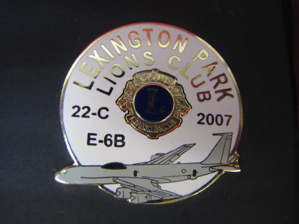 8 Assorted Enamel Naval Airplane Aviation Button Pin Pinbacks
