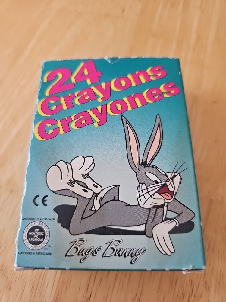 Looney Tunes 24 Pack Crayons