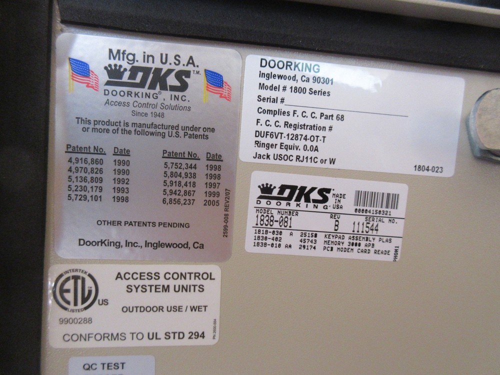 DoorKing 1838-081 Access Controller In Cabinet USED