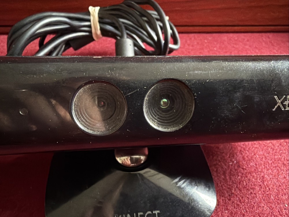 Xbox 360 Kinect Sensor Model 1414 With Deepak Chopra’s Leela Untested